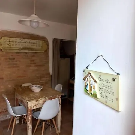 Viadegliortinumero3 Montegiorgio